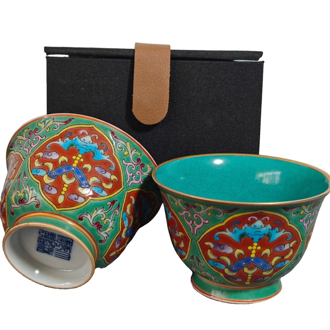 A pair of Qianlong period cloisonné enamel cups (1 of 10)
