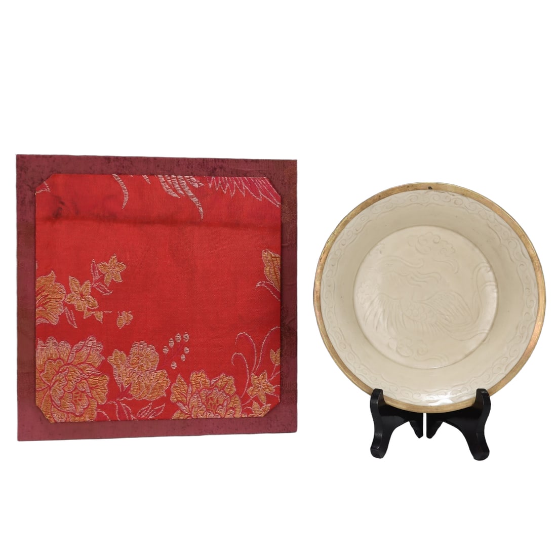 Old Collection of Song Dynasty Ding Kiln Incised Phoenix Pattern Plate (1 of 10)