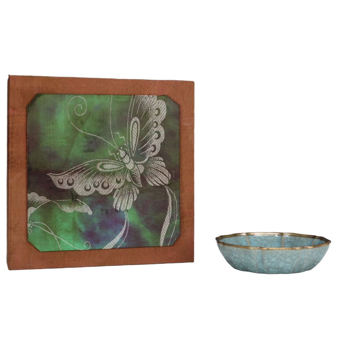 Old Collection Song Dynasty Ru Kiln Ice Piece Sky Blue Glaze Sunflower Mouth Eight Petal Basin (1 of 10)