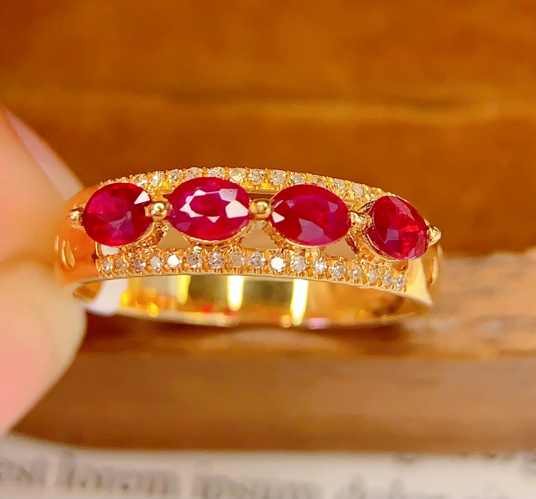 18K Gold Ruby Ring - 4