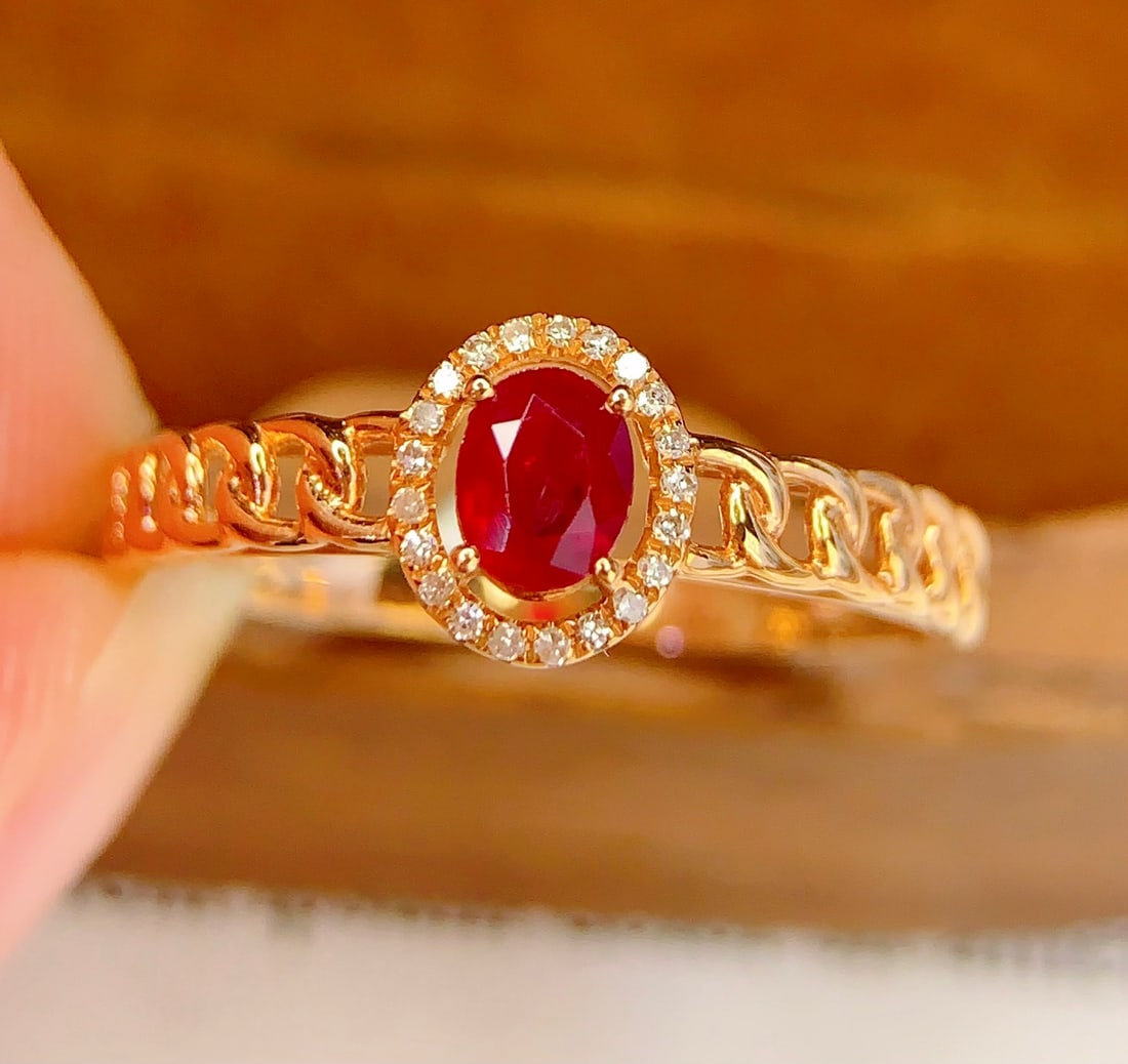 18K Gold Ruby Ring - 4