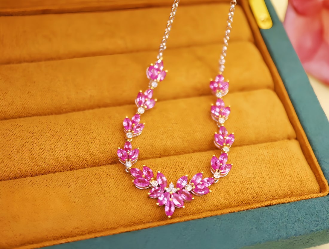 18K White Gold Unheated Padparadscha Sapphire Necklace: Name: No Burn Paparacha Sapphire NecklaceStone Weight: 7.20ctTotal Weight: 9.84gDiamonds: 0.156ct/13 pieces18K White Gold, Genuine Gold and Diamonds 1.International Freight: Foreign shipping charges a