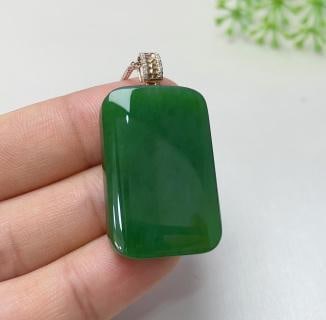18K Gold Inlaid Hetian Jade Pendant (1 of 7)