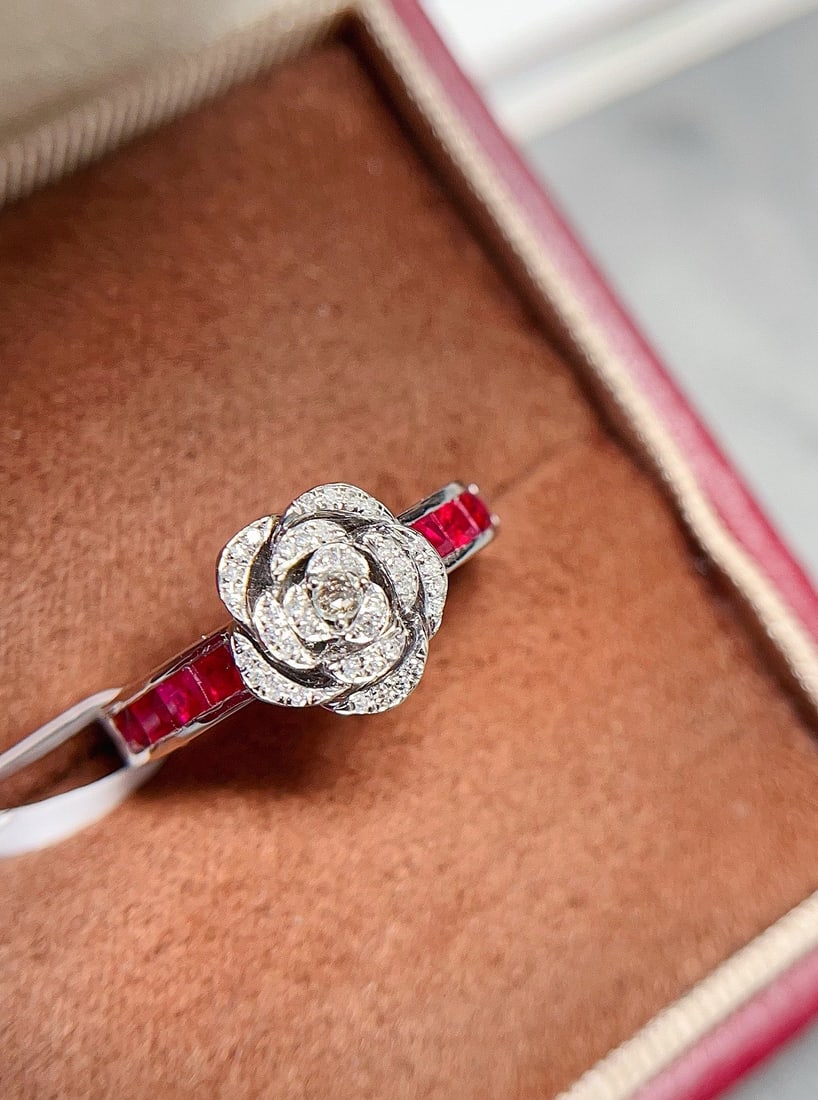 18K Gold Ruby Ring - 3