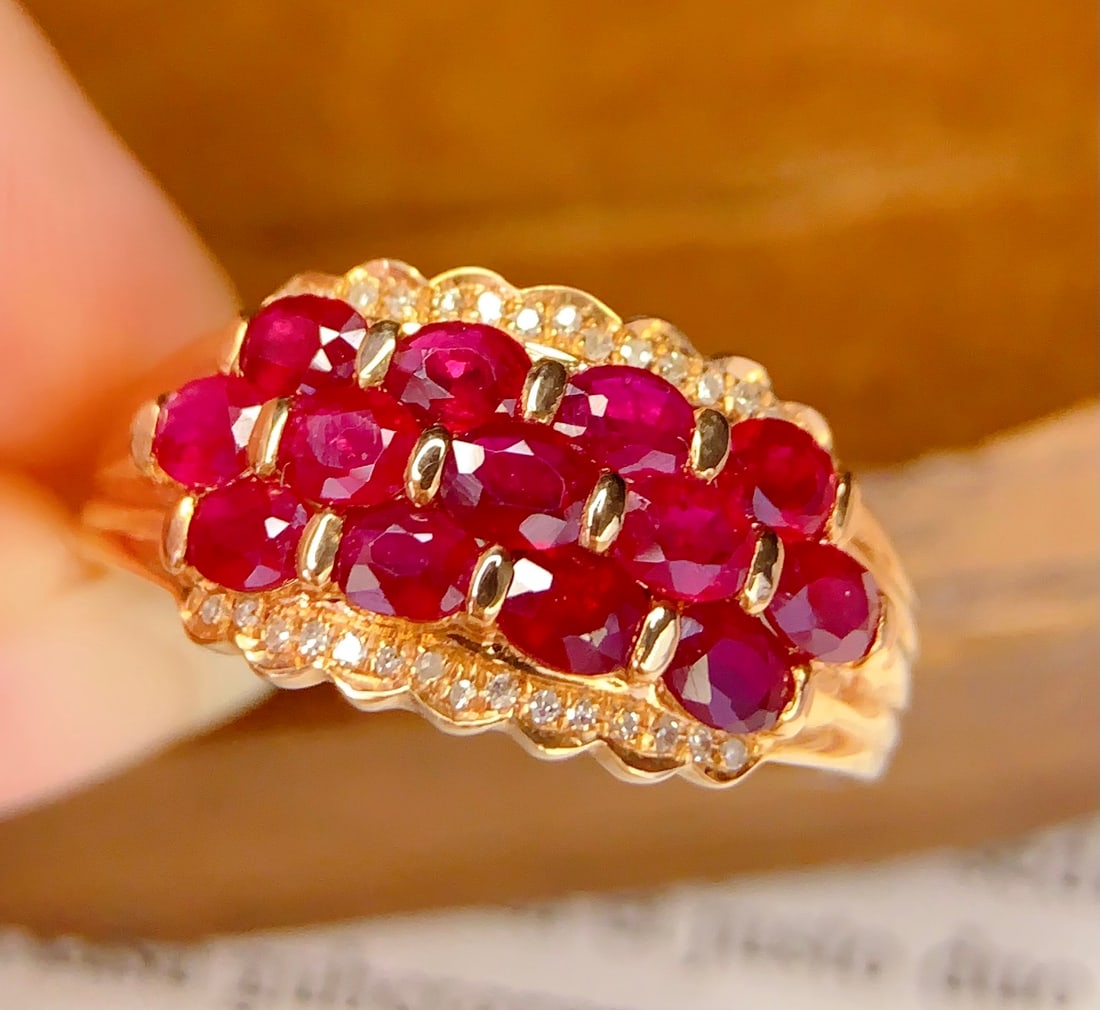 18K Gold 2.35 Carat Ruby Ring: 18k Natural Ruby RingTotal weight: 2.36 grams 250827012Main stone: 2.35 caratsDiamonds: 30 pieces 1.International Freight: Foreign shipping charges are determined by destination. 2.Photos, description