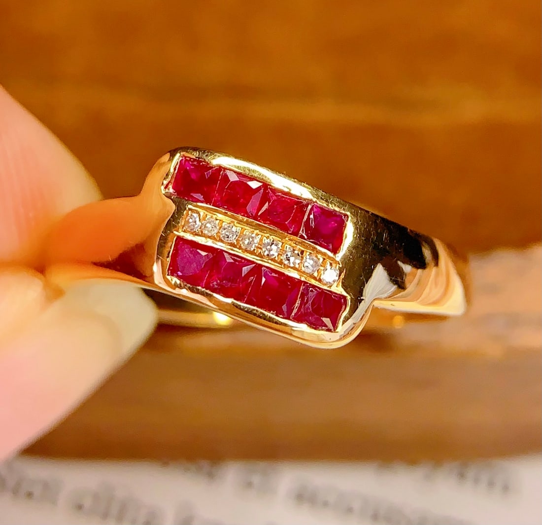 18K Gold Ruby Ring - 4
