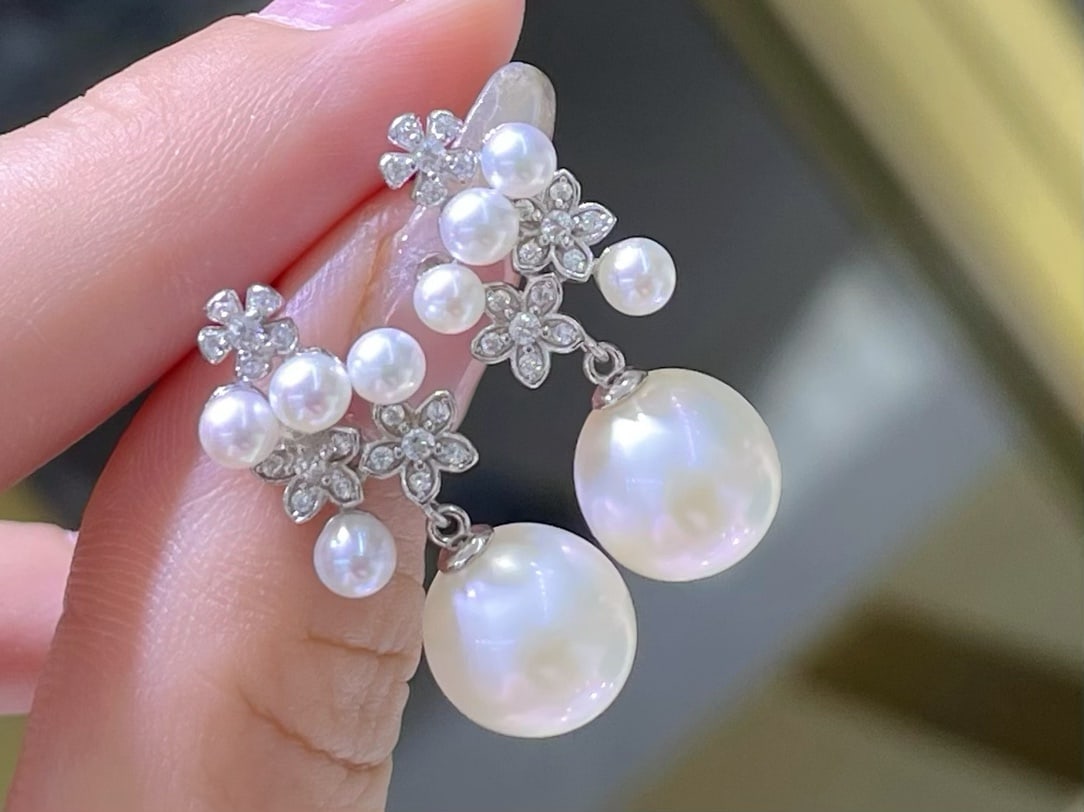 K Gold Freshwater Pearl Earrings: Natural color small light bulb freshwater white beads vintage floral series K gold craft 925 pure silver version3—10mm round beads strong light almost flawless 1.International Freight: Foreign