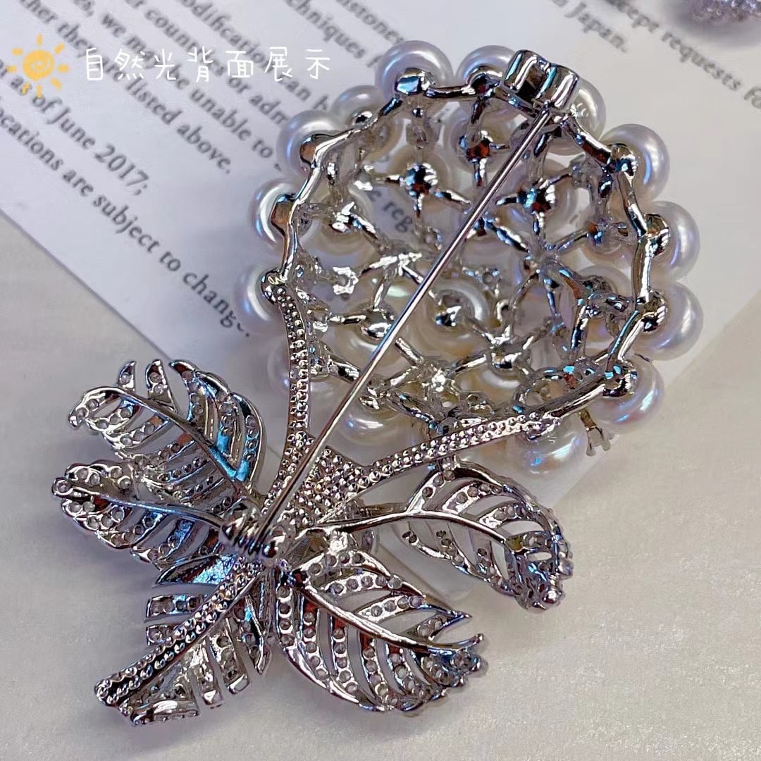 Freshwater Pearl Brooch: Most beautiful luxury multi-bead brooch with fully lustrous freshwater non-nucleus pearls, a match to big brands. 1.International Freight: Foreign shipping charges are determined by destination. 2.Pho