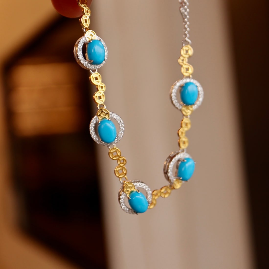 Sterling Silver Natural Sleeping Beauty Turquoise Bracelet: Natural American turquoise pure silver bracelet, about 6*8mm, S925 pure silver inlay, selected high-quality Sleeping Beauty turquoise, simple and elegant, very high hit rate, no wrong way to match. 1.