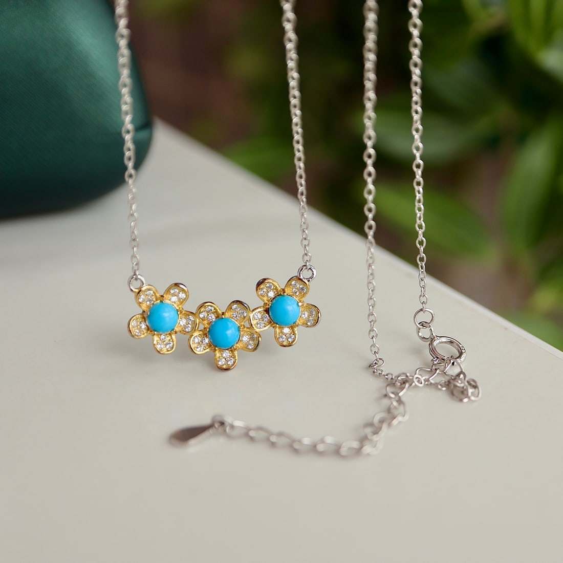 S925 Sterling Silver Pendant Set with Turquoise: Natural Turquoise Necklace S925 Sterling Silver, beautiful collarbone chain, high-quality Sleeping Beauty blue turquoise, simple and elegant. 1.International Freight: Foreign shipping charges are