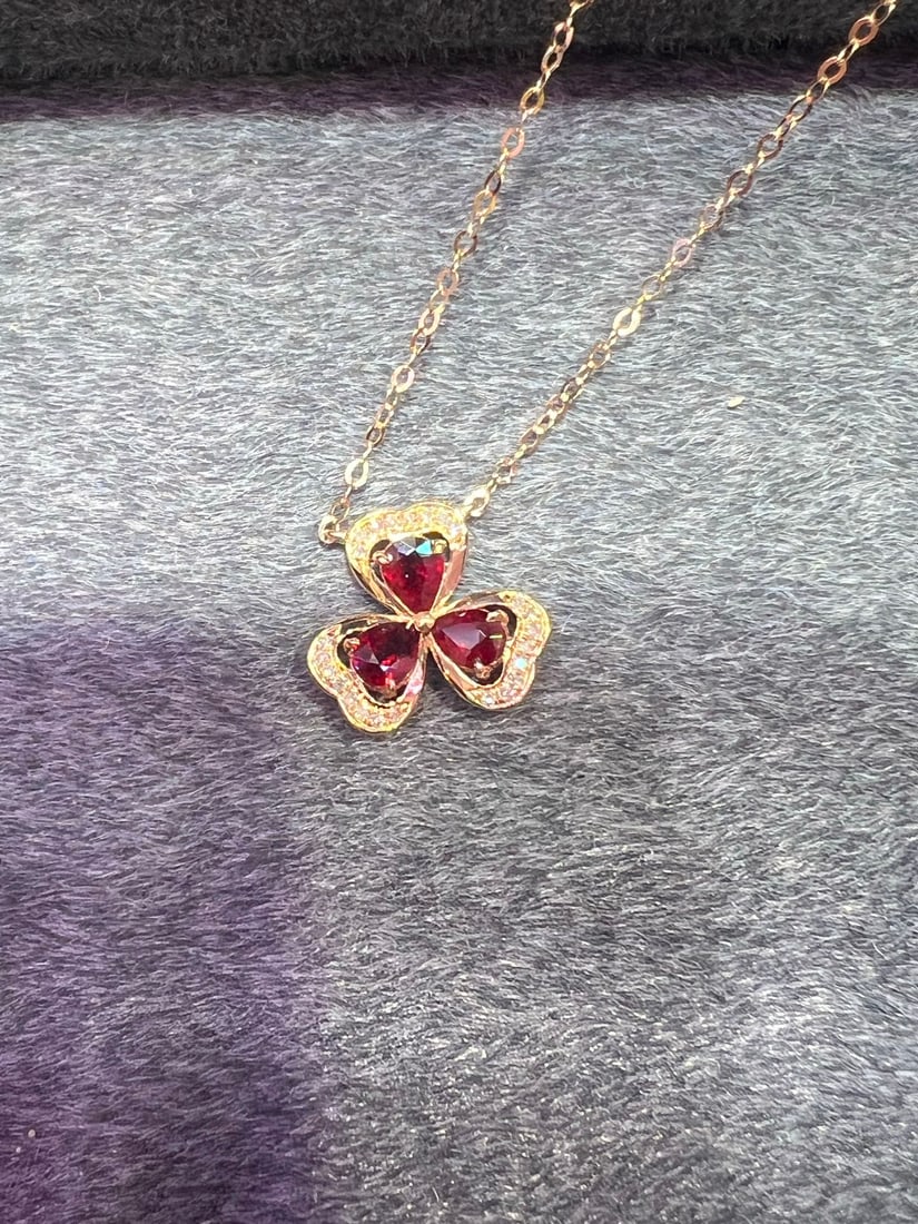 18k gold pendant set with rubies (1 of 9)