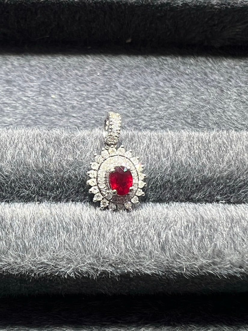 18K Gold Ruby Pendant (1 of 9)