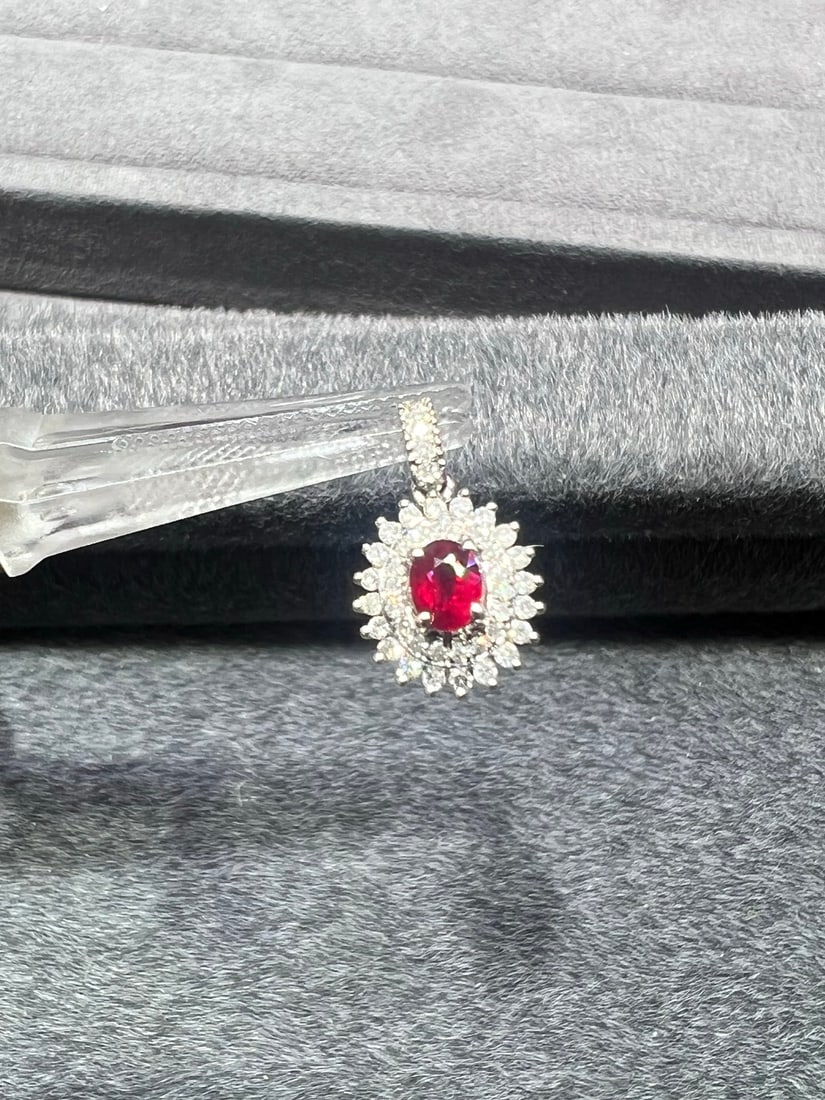 18K Gold Ruby Pendant - 4