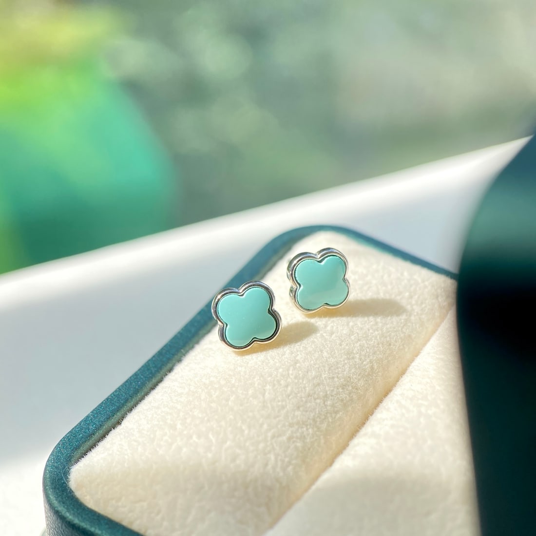 S925 Silver Turquoise Earrings: Natural Hubei Turquoise Stud Earrings Clover Design Whole S925 Pure Silver Approximately 7mm Elegant and Simple Everyday Match 1.International Freight: Foreign shipping charges are determined by