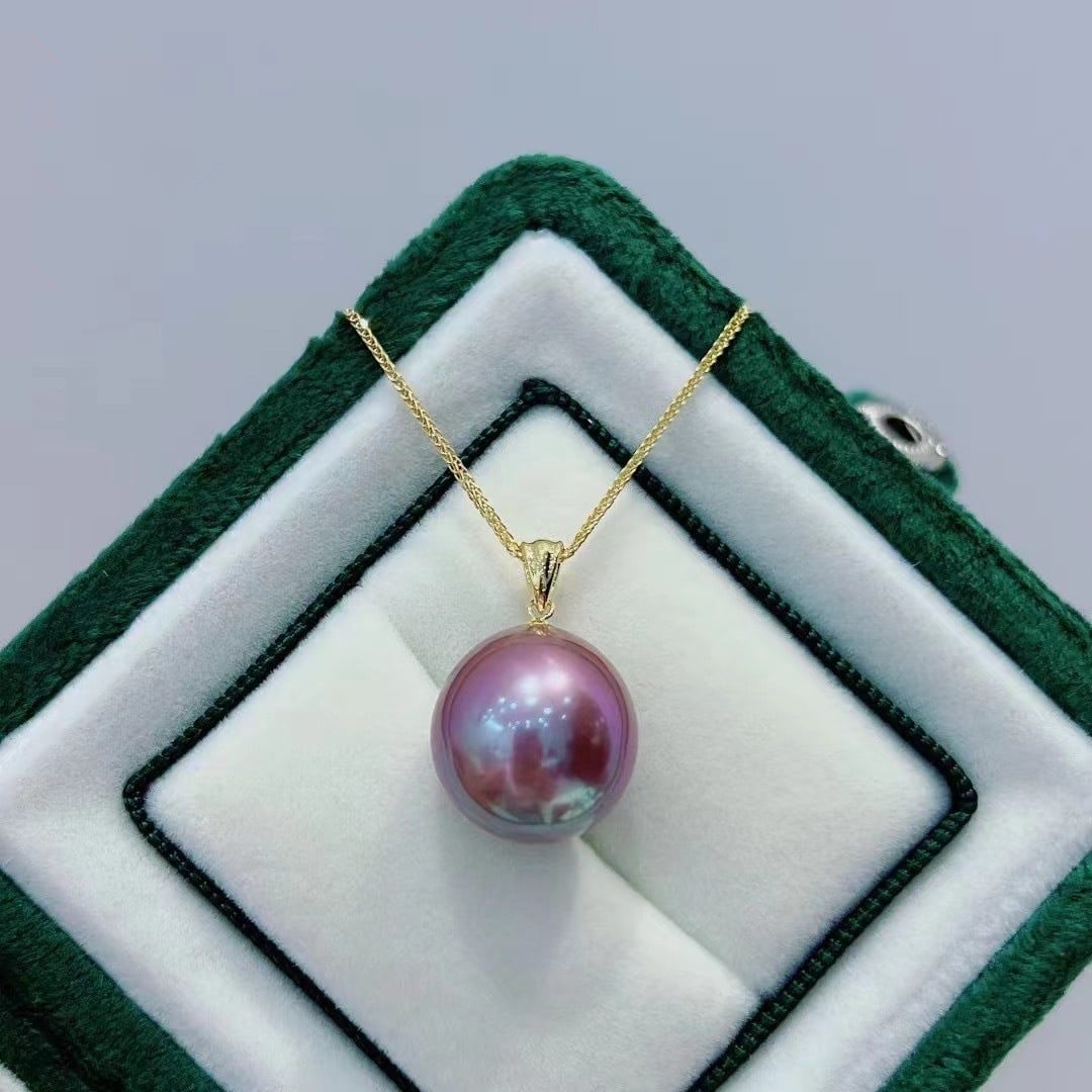 18K Gold Edison Pearl Pendant (1 of 6)