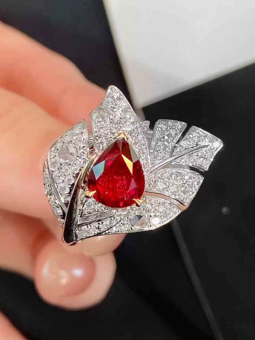 Second-hand Pigeon Blood Ruby Leaf Design Ring - 4