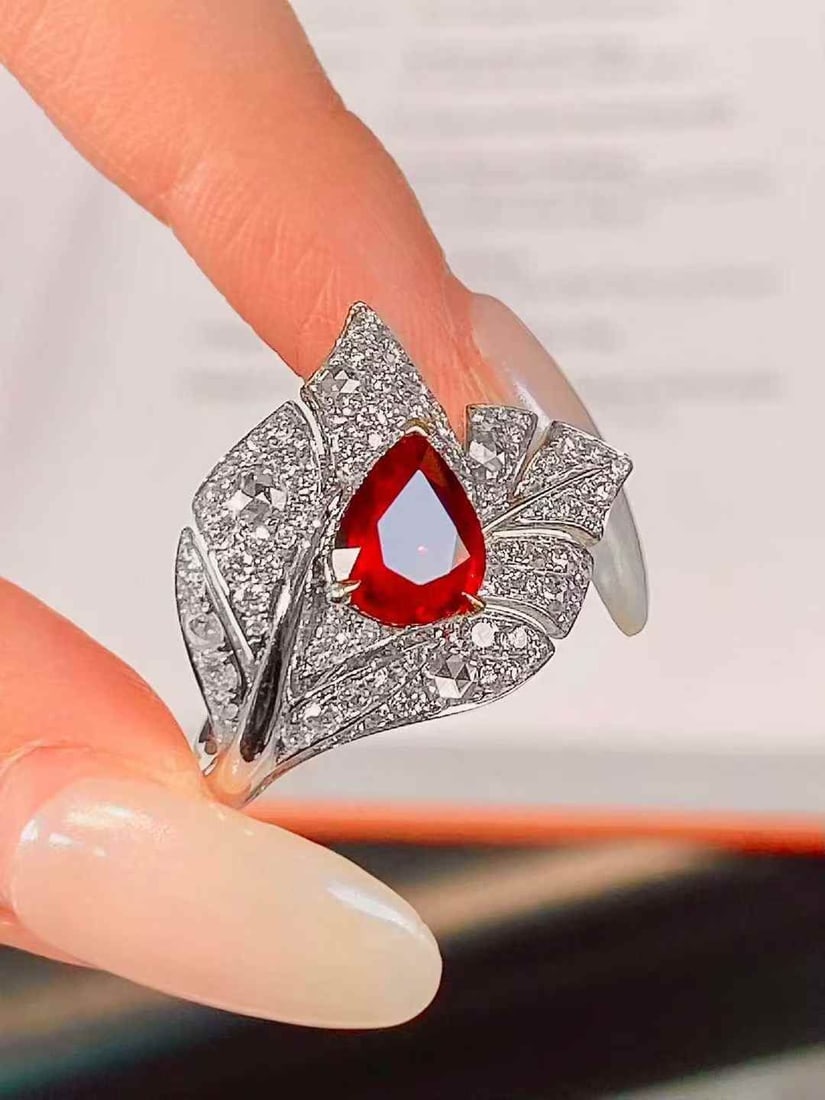 Second-hand Pigeon Blood Ruby Leaf Design Ring - 6