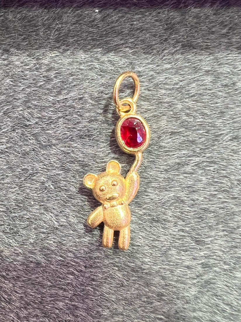18K Natural Ruby Bear Pendant - 8