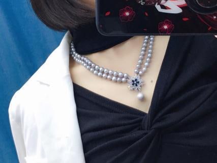 Double Layer Freshwater Pearl Necklace (1 of 9)