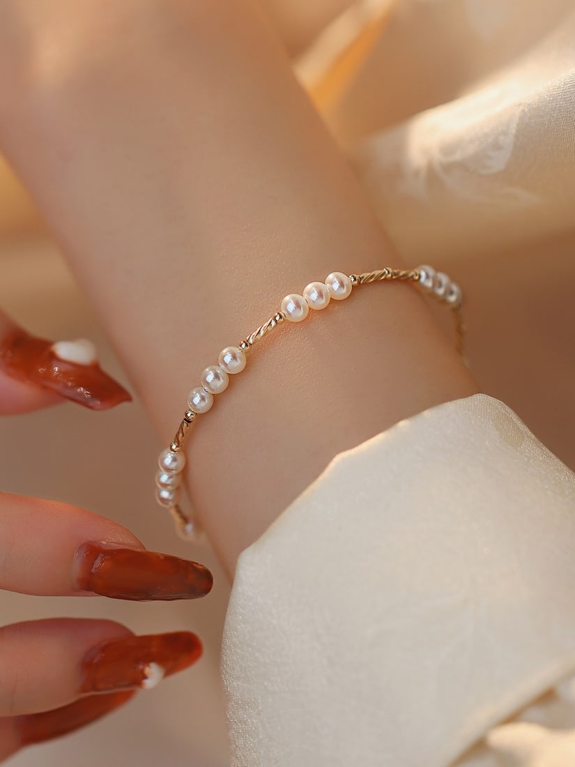 18k Gold Natural Pearl Bracelet (1 of 2)