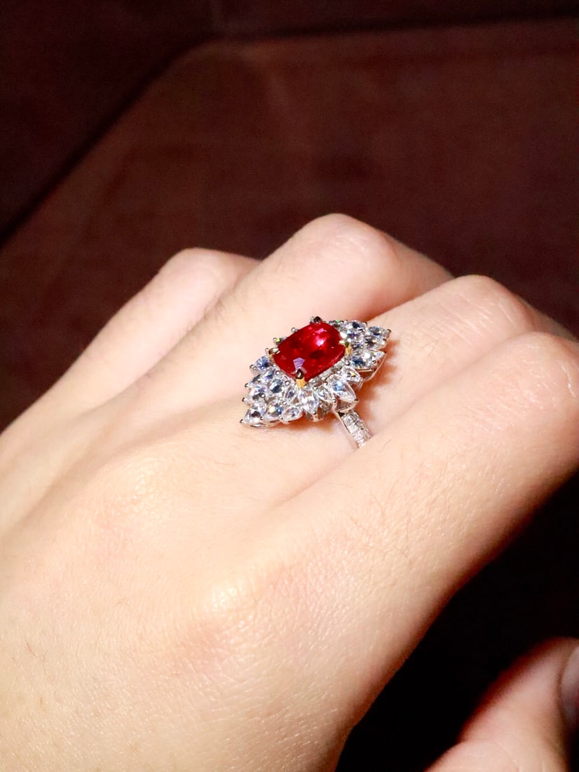 18k untreated ruby ring - 6