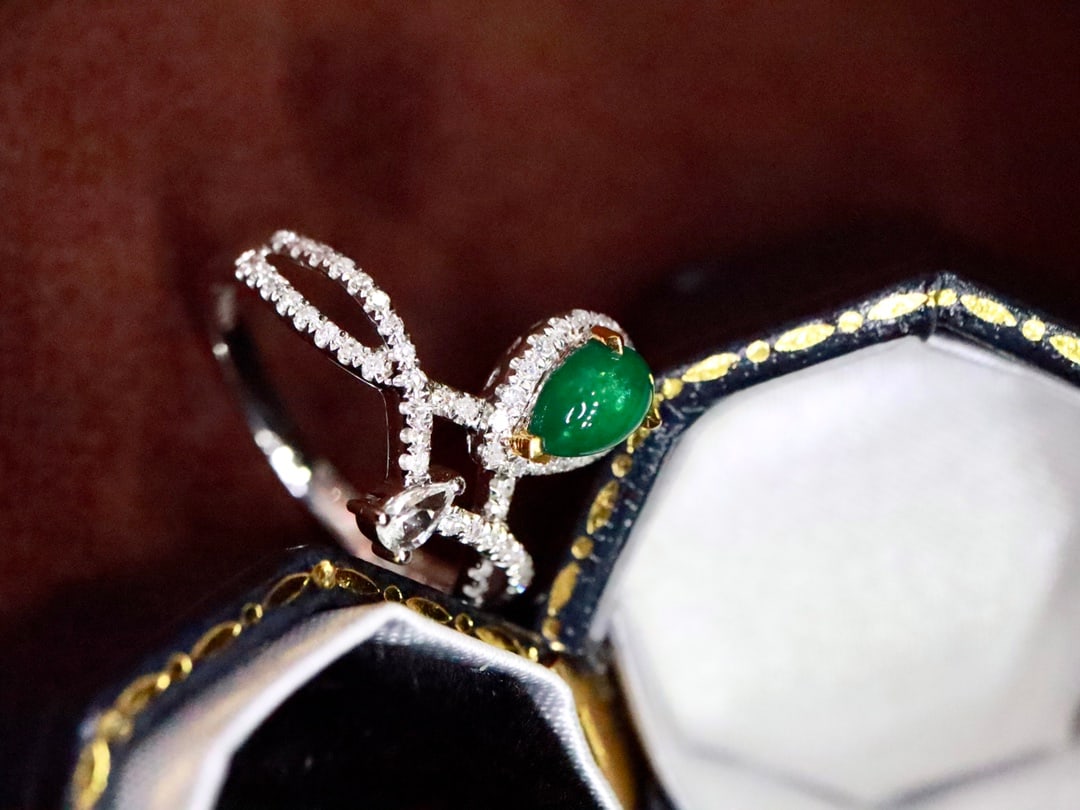 18K Emerald Ring - 3