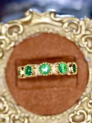 18K Emerald Ring (1 of 7)