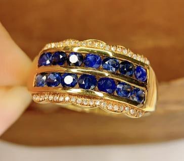 18k Natural Sapphire Ring (1 of 7)