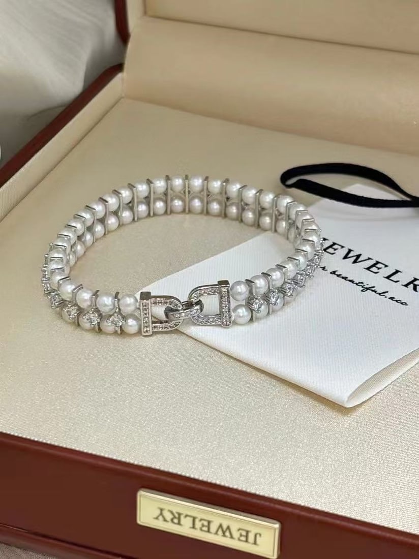 Double row of pearl and zircon bracelet (1 of 9)