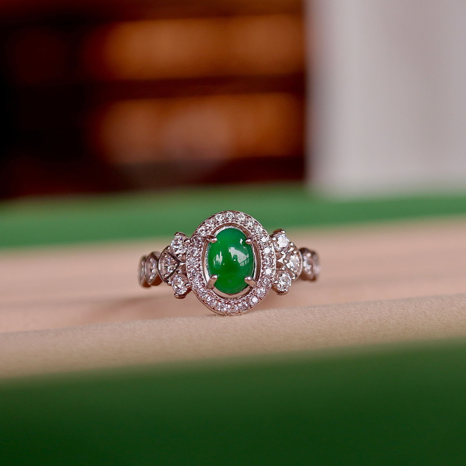 Natural jadeite egg-shaped ring (1 of 8)