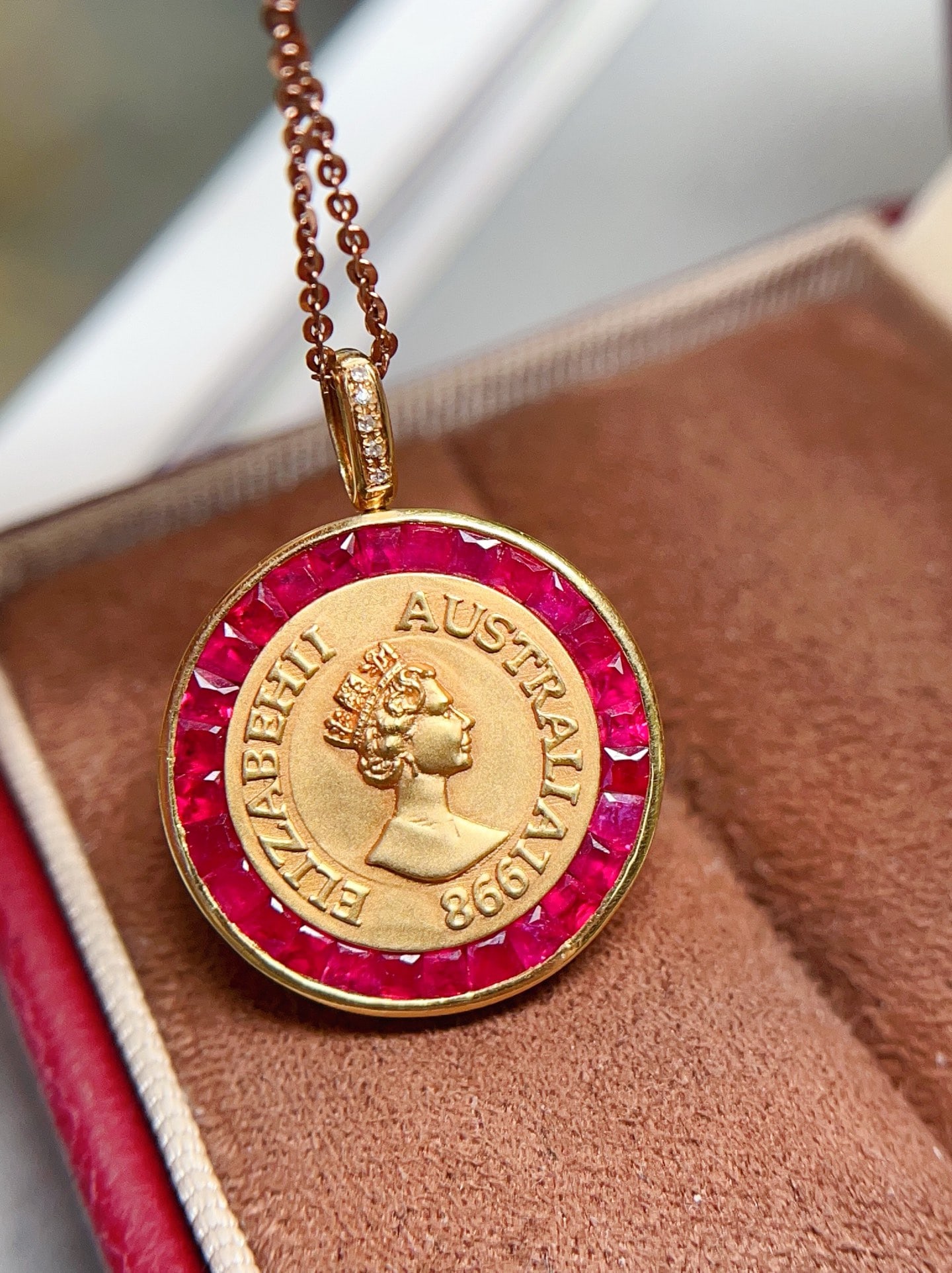 18k Gold Ruby Pendant - 2