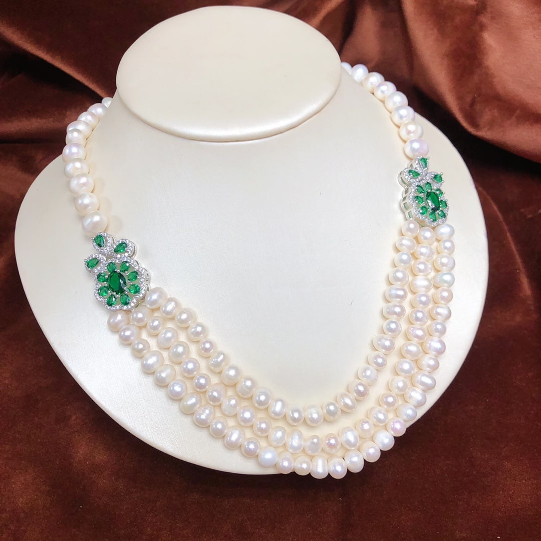 Multi-layered natural white pearl necklace (1 of 9)
