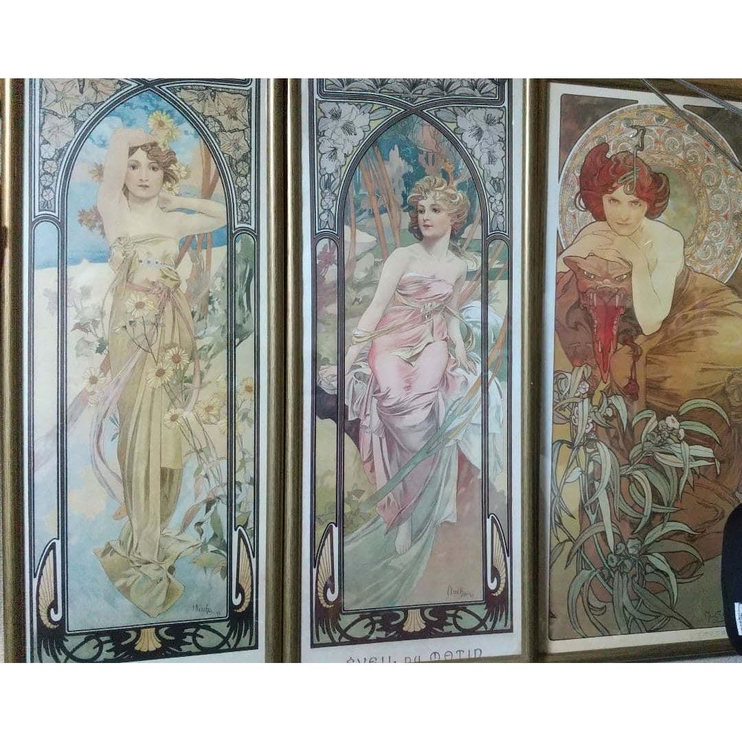 The Three Beauties of Mu Xia painting (1 of 10)