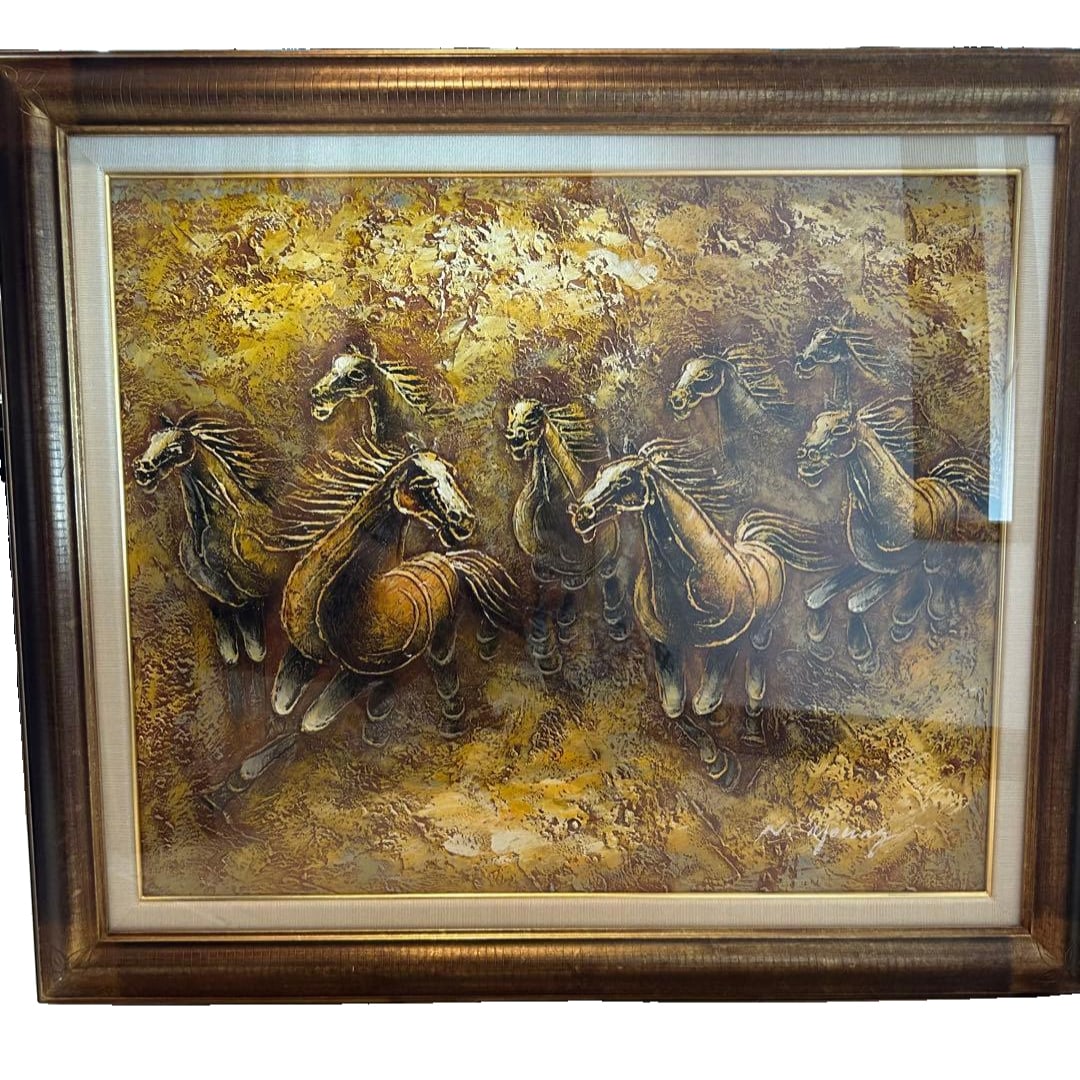 A group of horse's golden picture frames (1 of 3)