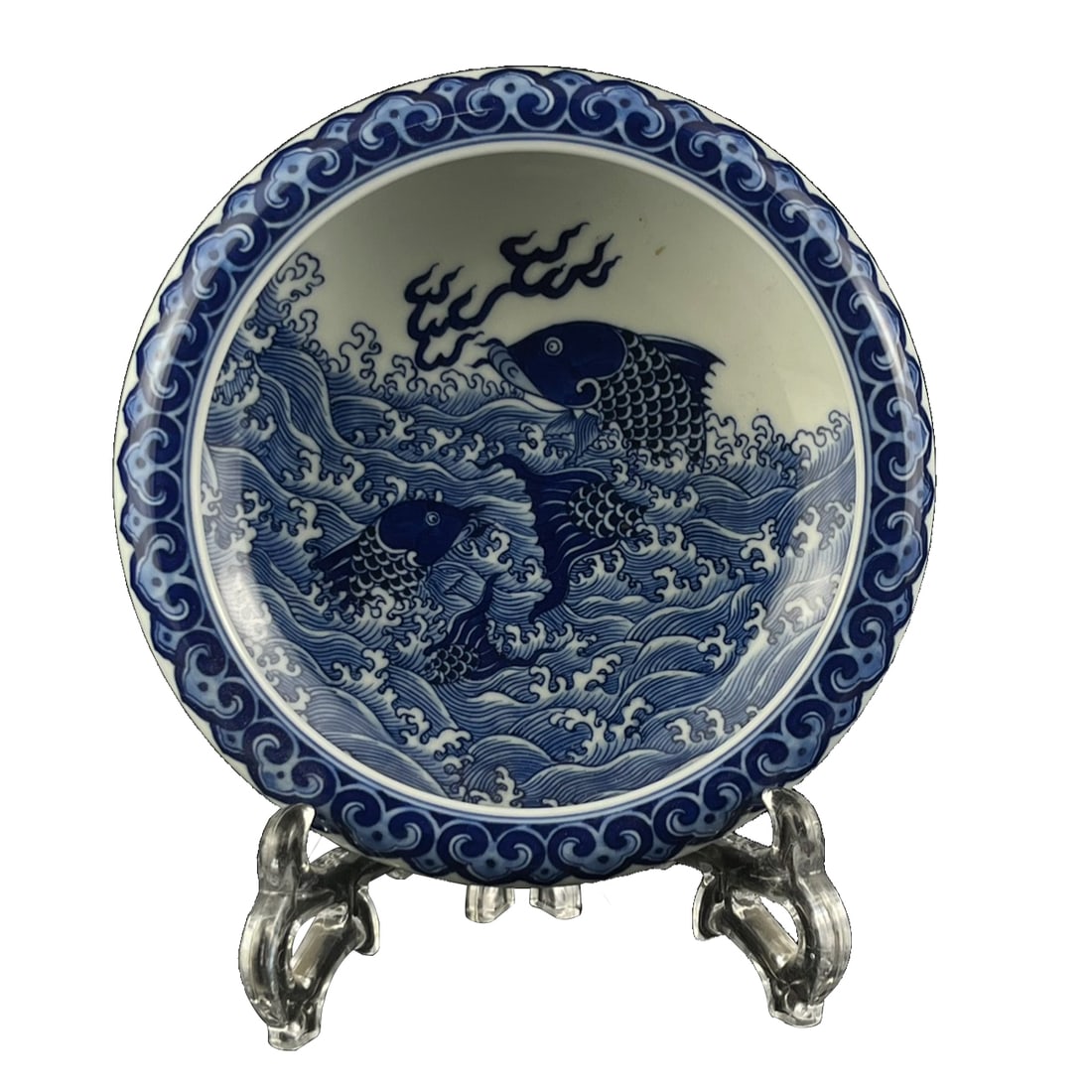 Qing Dynasty Yongzheng Year-Made Blue and White Sea Wave Pattern Fish Brush Washer (1 of 10)
