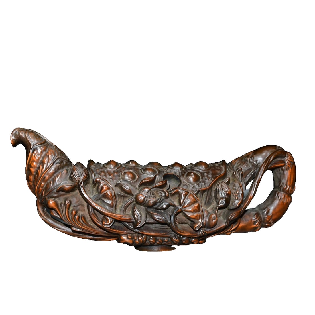 Boxwood Lotus Seed Ornament: Exquisite boxwood lotus seed ornament, dimensions 19.5×6×5 cm, weight 267.6 grams. Freight: 1.International Freight: Foreign shipping charges are determined by destination. 2.Photos, descriptions an