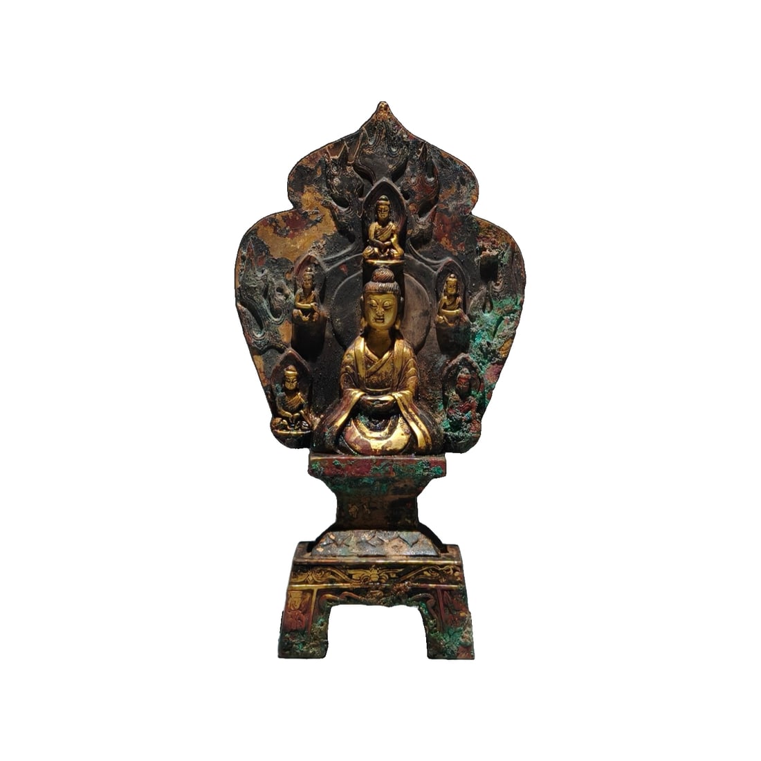 Tang Dynasty Gilded Buddha Statue: Tang Dynasty exquisite gilded seated Buddha statue, 18.5 cm in height, 10 cm in width, and 3.5 cm in thickness. This antique not only showcases the superb craftsmanship of Tang Dynasty Buddhist art bu