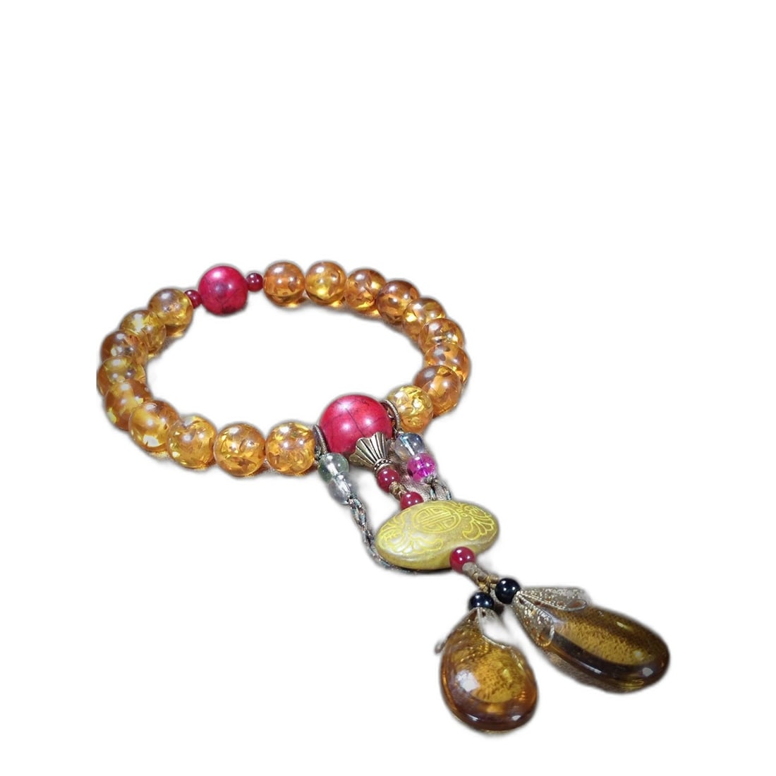 Qing Dynasty Imperial Collection Eighteen Beads Handheld: During the Qing Dynasty, there were eighteen court beads made of amber and natural crystal, showcasing a unique ancient beauty. The amber is warm and translucent, while the crystal is clear and