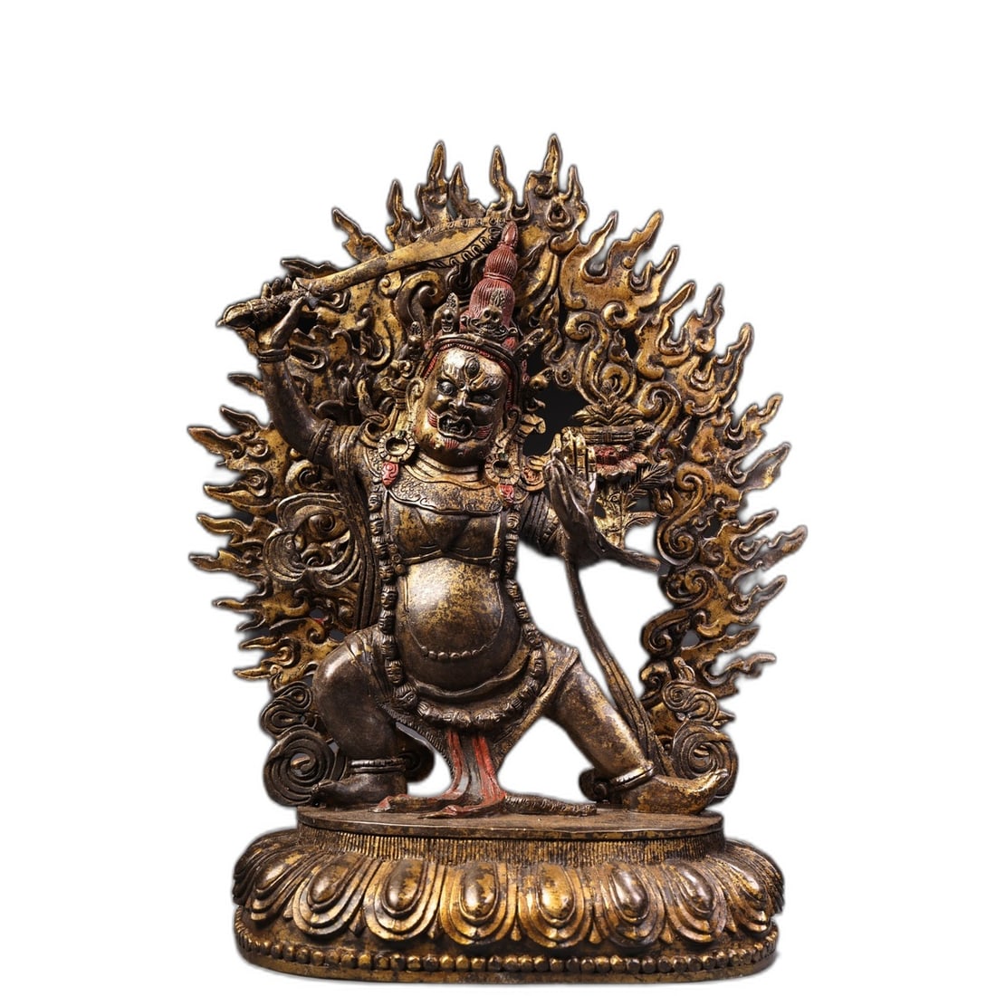 Pure copper Vajrapani protector Buddha statue: Rare antique collection, a pure copper high relief carved mudra hand protector Buddha statue, exquisitely crafted and beautifully sculpted. Weighs 2600 grams, measures 32 cm in height, and 26 cm in wi