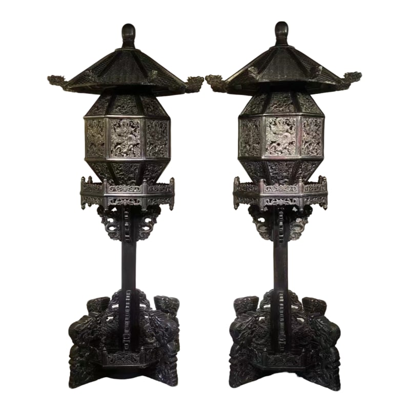 High Relief Hollow Carved Zitan Palace Lantern: Exquisite High Relief Carved Zitan Palace Lantern, featuring clear golden star and ox hair patterns. The craftsmanship is meticulous with a smooth polish, making it an excellent piece for high-end col