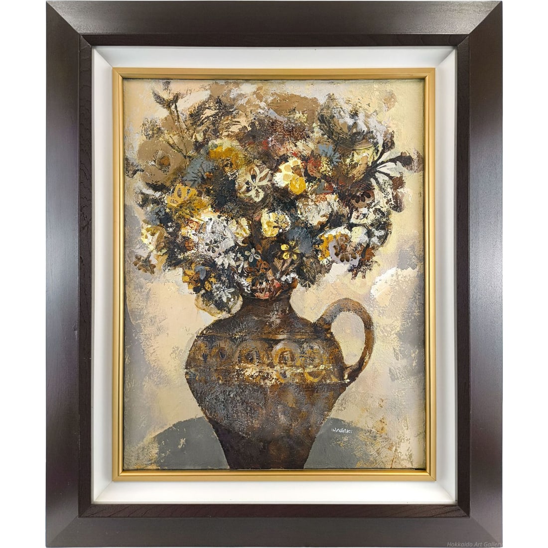 Masaki Inagaki, "Flowers of the North," Oil Painting: Inagaki Masaki "Flowers of the North" Oil Painting A vibrant bouquet of flowers is elegantly arranged in a robust ceramic vase. The nostalgic tones and bold brushstrokes depicting the petals leave a l
