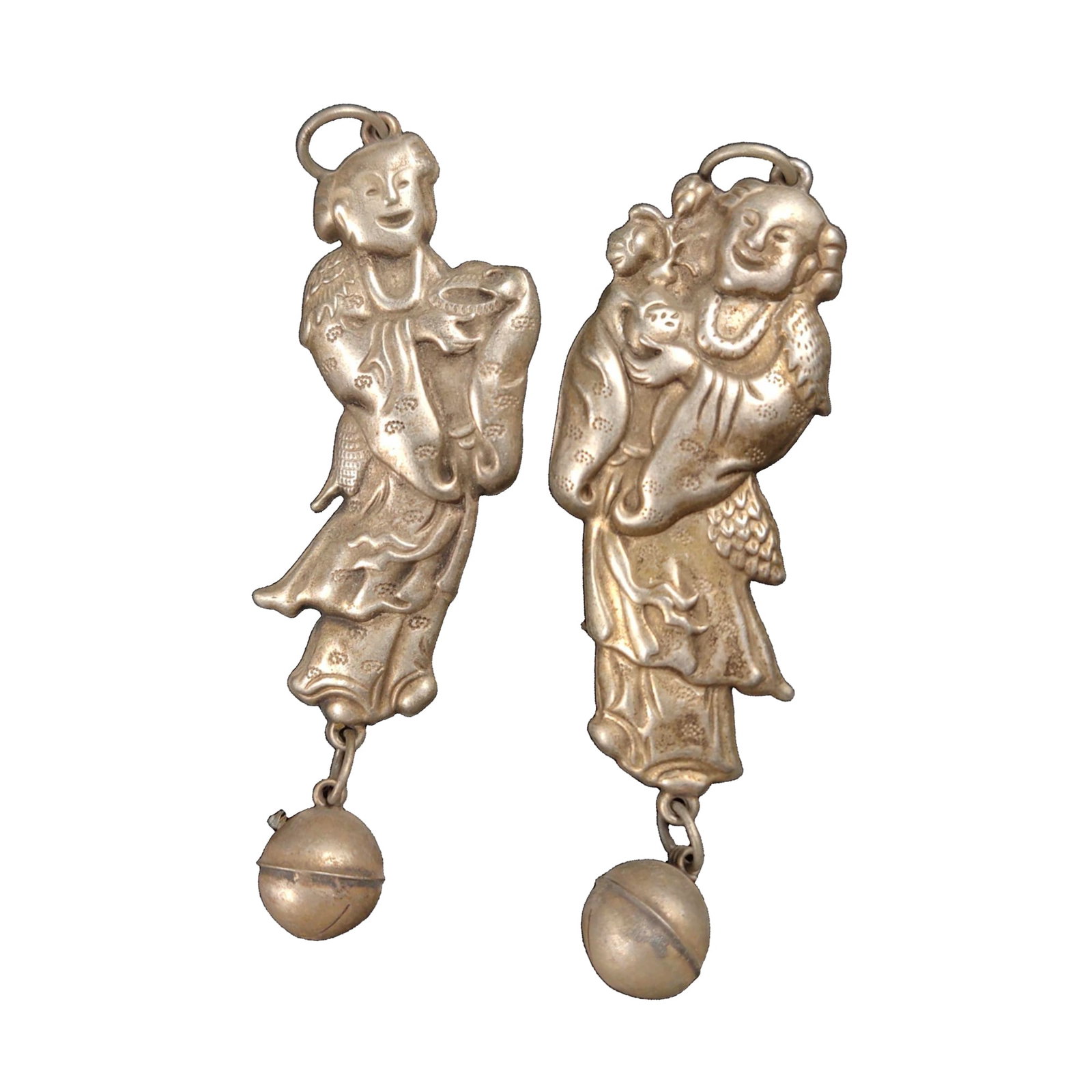 A pair of pure silver boy and girl small pendants: A pair of pure silver boy and girl small pendants, 9x3 cm, weighing 37 grams. Freight: 1.International Freight: Foreign shipping charges are determined by destination. 2.Photos, descriptions and valua