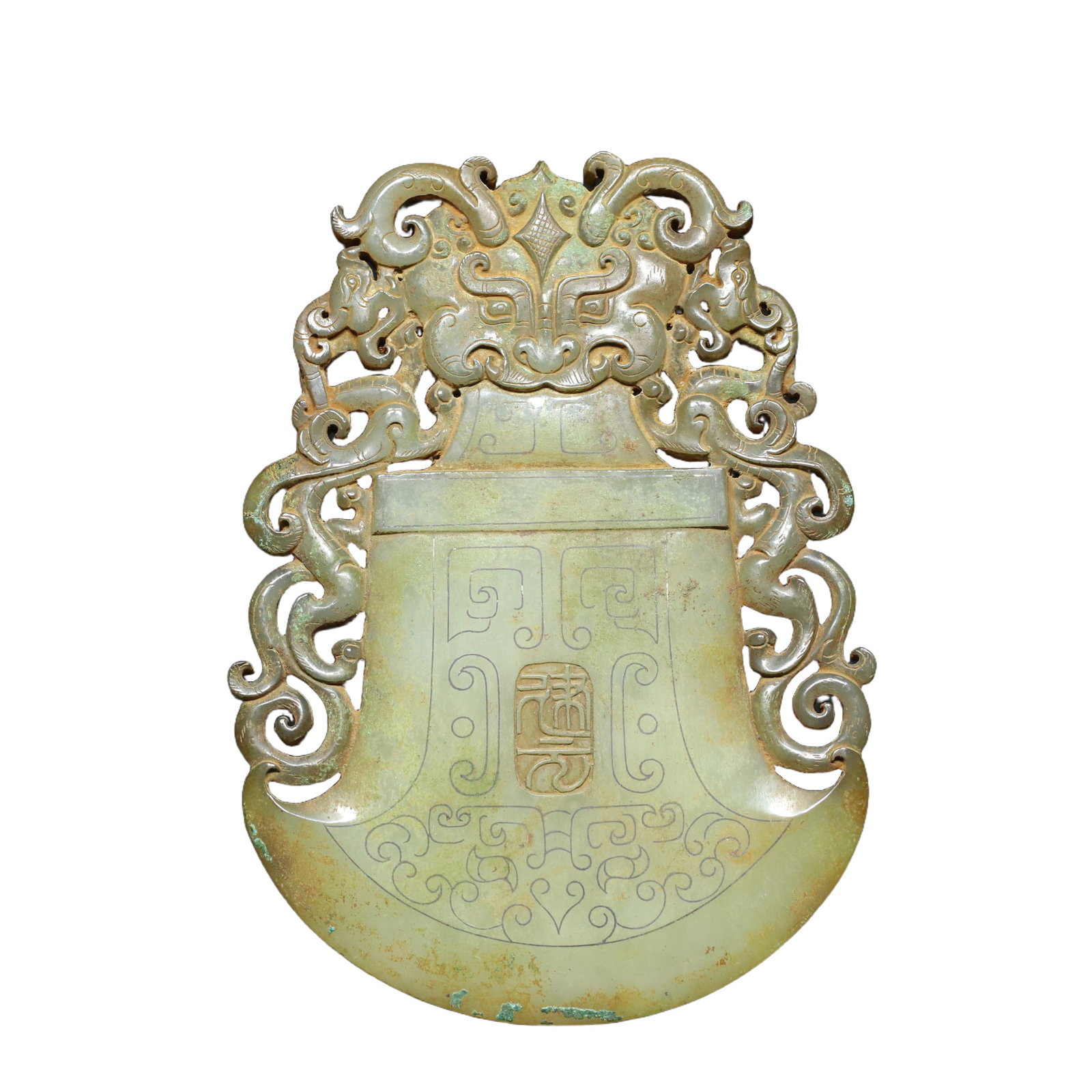 Old Hetian jade large jade bi: Exquisite ancient Han Dynasty Hetian jade ornament, with Longwen design, wrong silver, featuring a dragon at the mansion, a large jade bi ornament. It is finely carved, with delicate jade quality, age