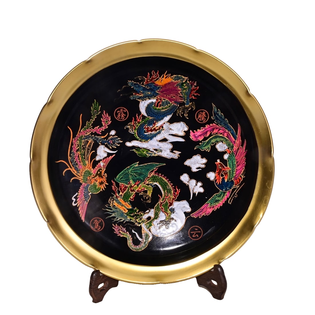 Song Dynasty Ru Kiln Black Ru Qinglong Temple Imperial Enamel Plate: This Song Ru kiln black Ruqing Longsi imperial enamel painted gold flying dragon driving mist dragon phoenix pattern plate measures 5.5×28.8 cm, perfectly combining Song dynasty craftsmanship with ro