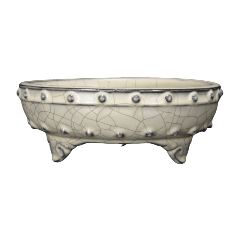 Song Dynasty Guan Kiln Moon White Glaze Nail Wash (1 of 10)