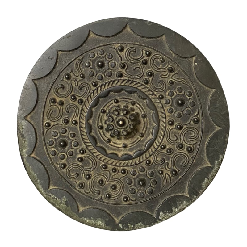 Unearthed Bronze Relief Mirror: This excavated bronze relief mirror features a thick wall and is crafted with exceptional precision and care. The design is exquisite, with a rich and heavy patina, showcasing a high-end and grand art