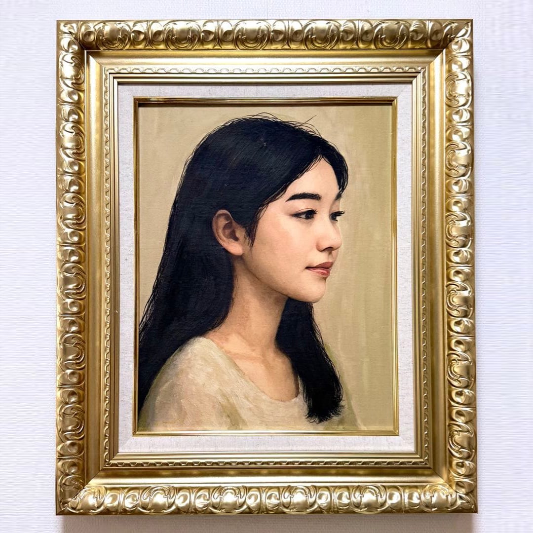 (F6 size) Signed on the front by Azuma Naoto??.: (F6 Size) Azuma Naoto "Warm Light" Front Signature / Label on Back / Authentic / Oil Painting This work realistically depicts a woman with warm brushstrokes. The piece showcases the beauty of tranquil