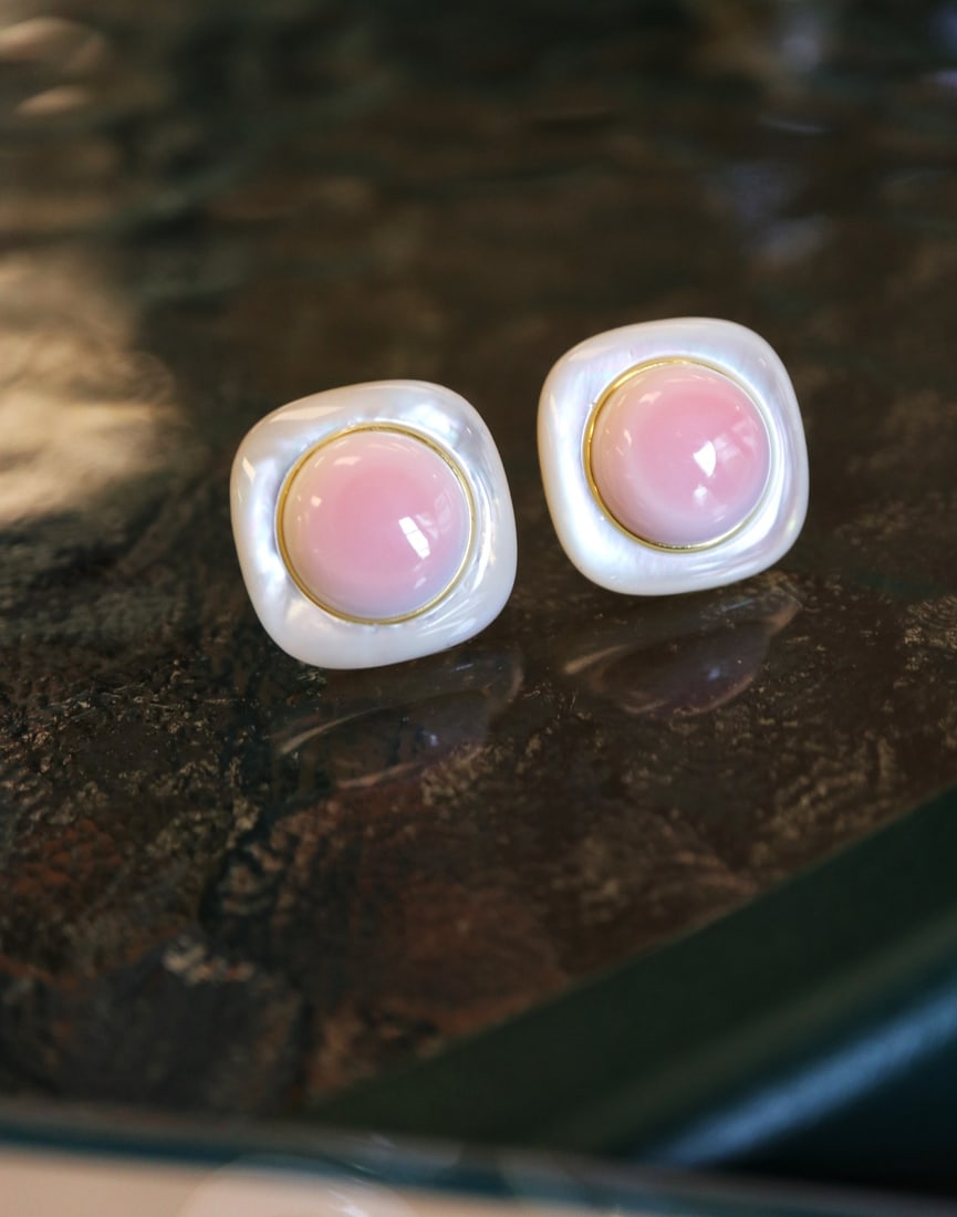 S925 Silver Natural Mother-of-Pearl Pearl Earrings (1 of 2)