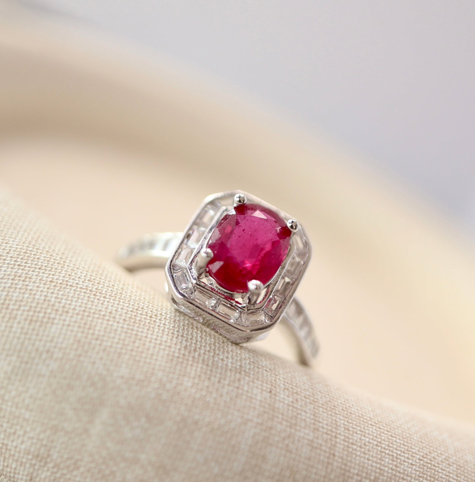 Sterling silver natural ruby ??ring - 8