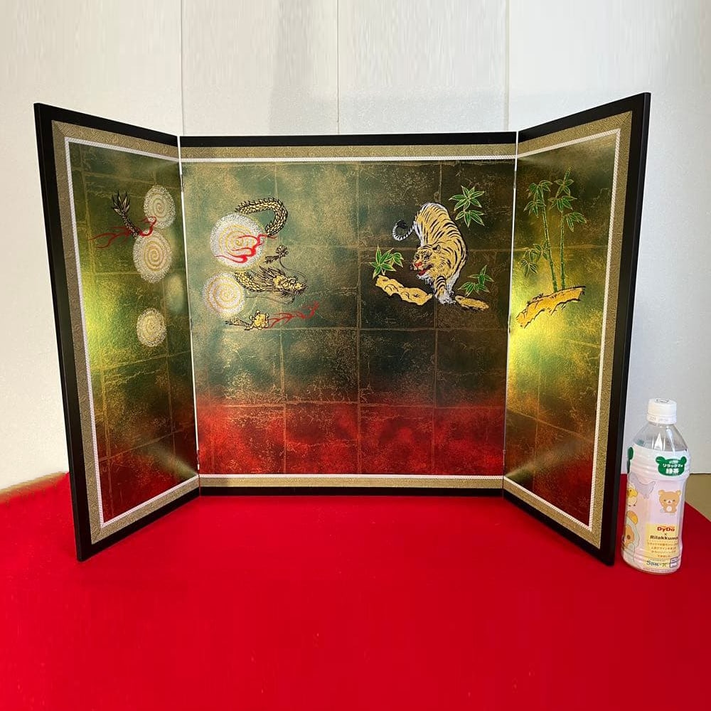 Three-Panel Folding Screen with Dragon and Tiger Motif in Black Frame (1 of 5)